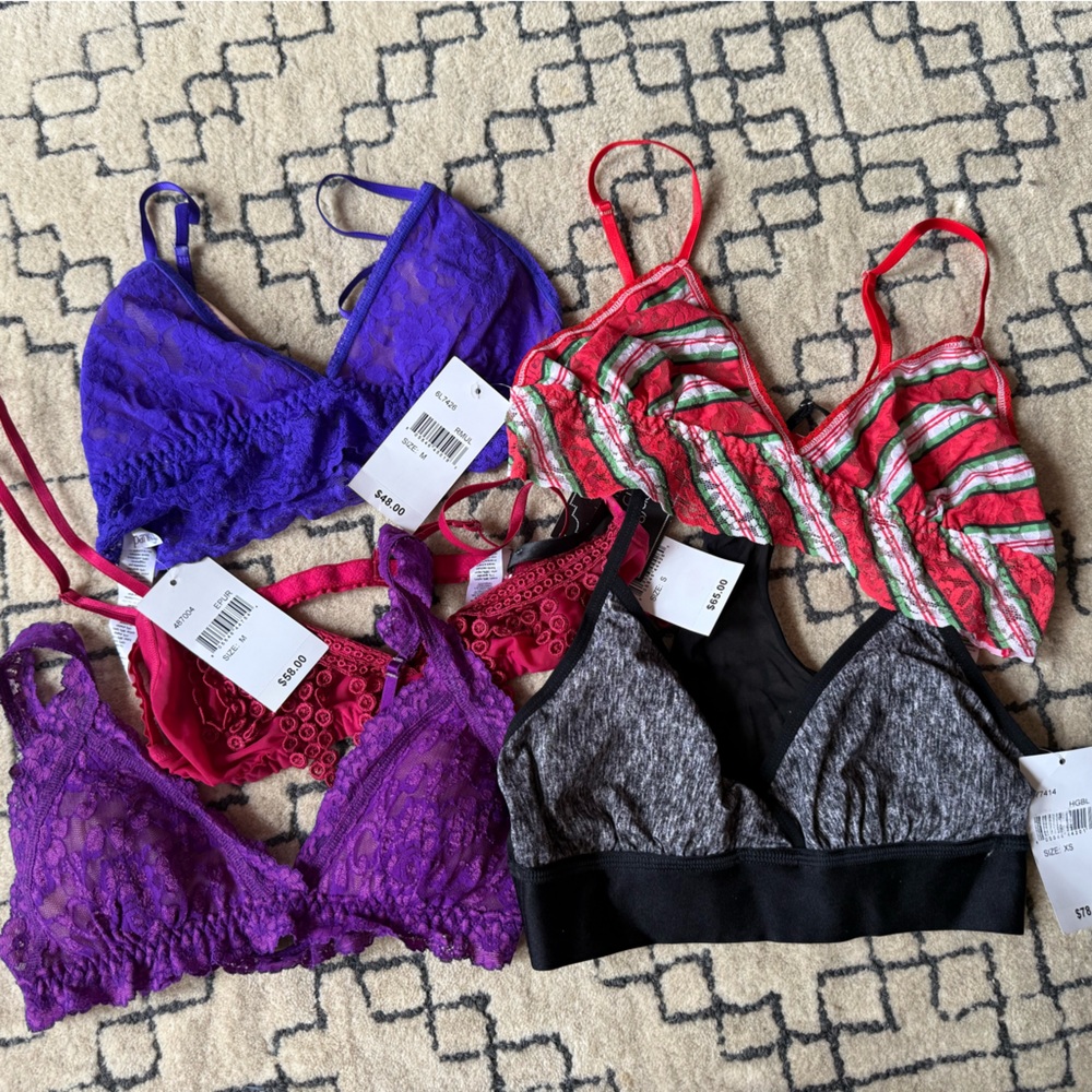 SET OF FIVE: NWT Lace Intimate Wireless Bras